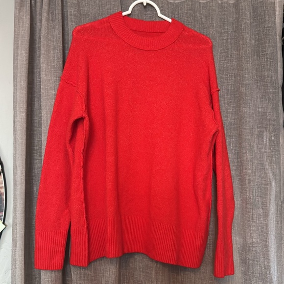 AERIE UNREAL SWEATER SIZE: XXS COLOR: HOLIDAY RED - Picture 2 of 3